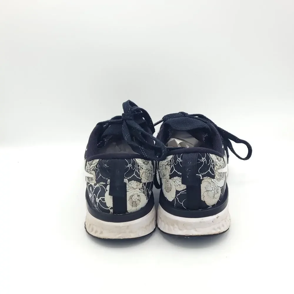 Nike Odyssey React 2 Flyknit Floral Black White AV6258-001 women's size 8.5